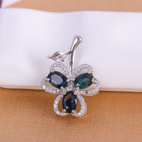 KJJEAXCMY boutique jewelry Clover pendant, 925 silver inlaid natural sapphire female pendant, simple and generous wholesale