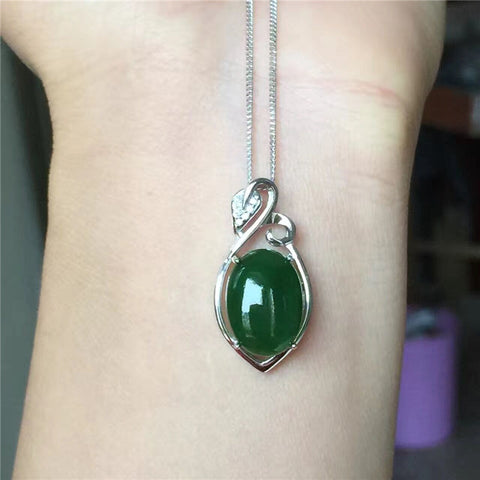 KJJEAXCMY boutique jewelry,Female Jasper Pendant natural Hetian jade S925 sterling silver jewelry inlaid spinach Green Necklace