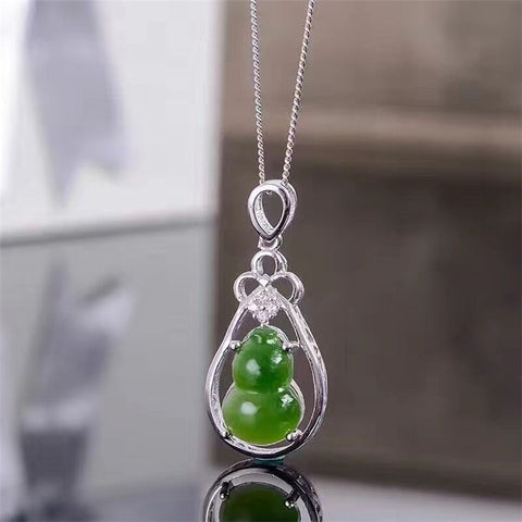 KJJEAXCMY boutique jewelry,Natural and Tian Biyu Gemstone Pendant, 925 silver inlay, gourd, ladies